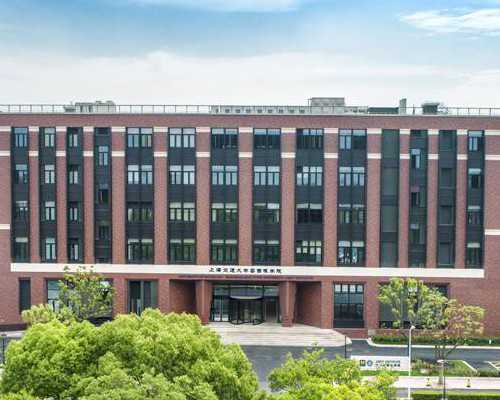 上海洗精费用揭秘：子宫偏小能否接受供卵代孕技术？上海可靠代孕公司推荐