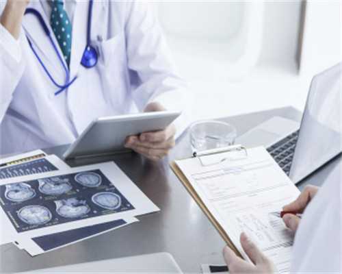 代生宝妈分享：从水中破裂到生命的喜悦，一次真实的孕育之旅